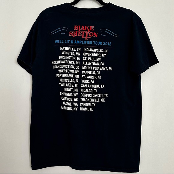 Blake Shelton 2021 Concert Shirt - Picture 2 of 3